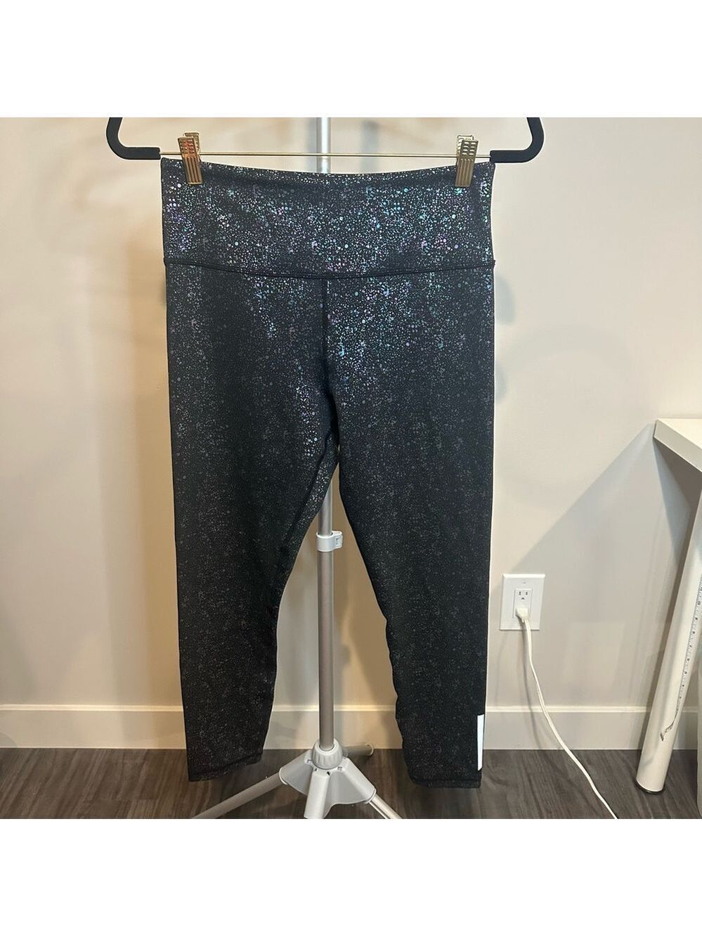 Zyia Active Black Reflective Mirage Light n Tight Hi-Rise 7/8 Leggings 24” 8-10